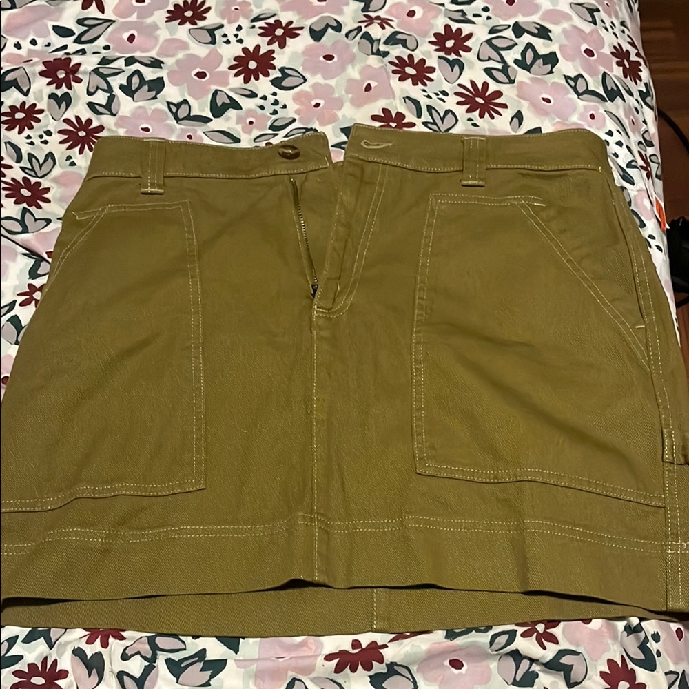 Old Navy Olive Green Skirt